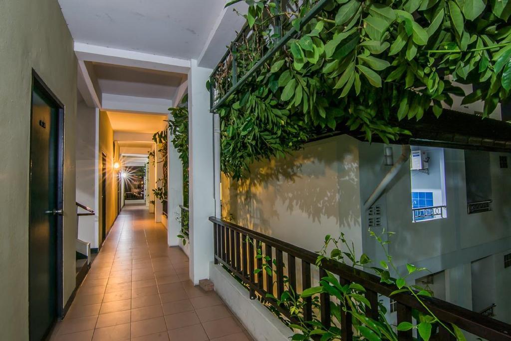 Sutus Court 4 Hotel Патая Екстериор снимка