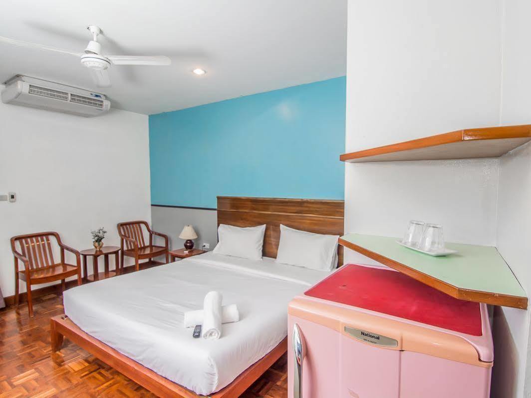 Sutus Court 4 Hotel Патая Екстериор снимка